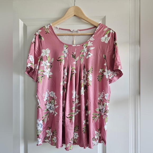 Pink Floral Lounge Set - Picture 4 of 7